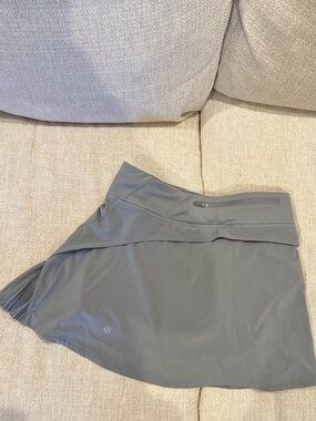 Size 12 Lululemon Skort